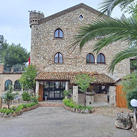 Hotel Lo Smeraldo Roccavivara Экстерьер фото